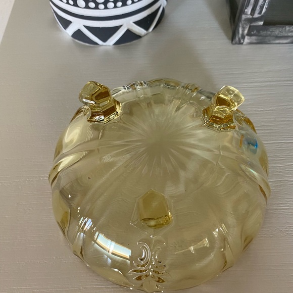 Fostoria Baroque Topaz Yellow Cupped Glass Three Footed Trinket Candy Dish Bowl - Picture 5 of 7